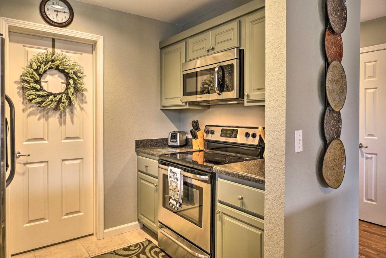 Condo Amidst Branson Action With Pool Access And Golf! Exterior foto